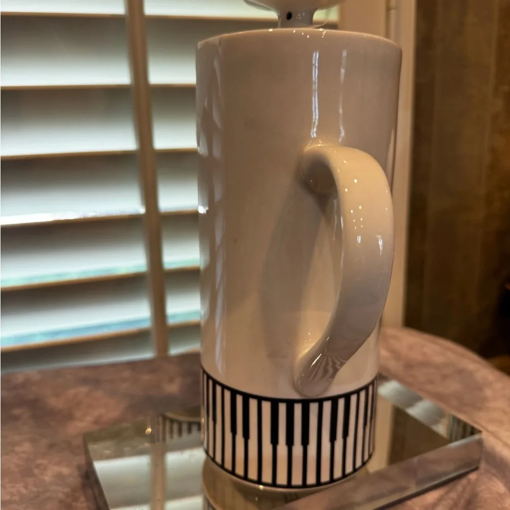 Albert Elovitz ‎ Elegant White and Black piano tea pot 1990
